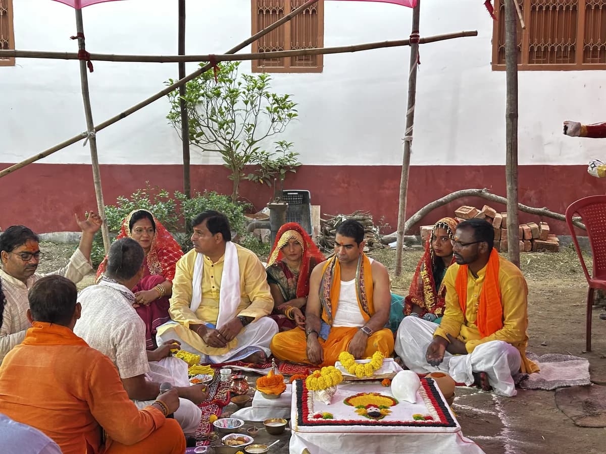 Mandap rituals and preparations on Day 2