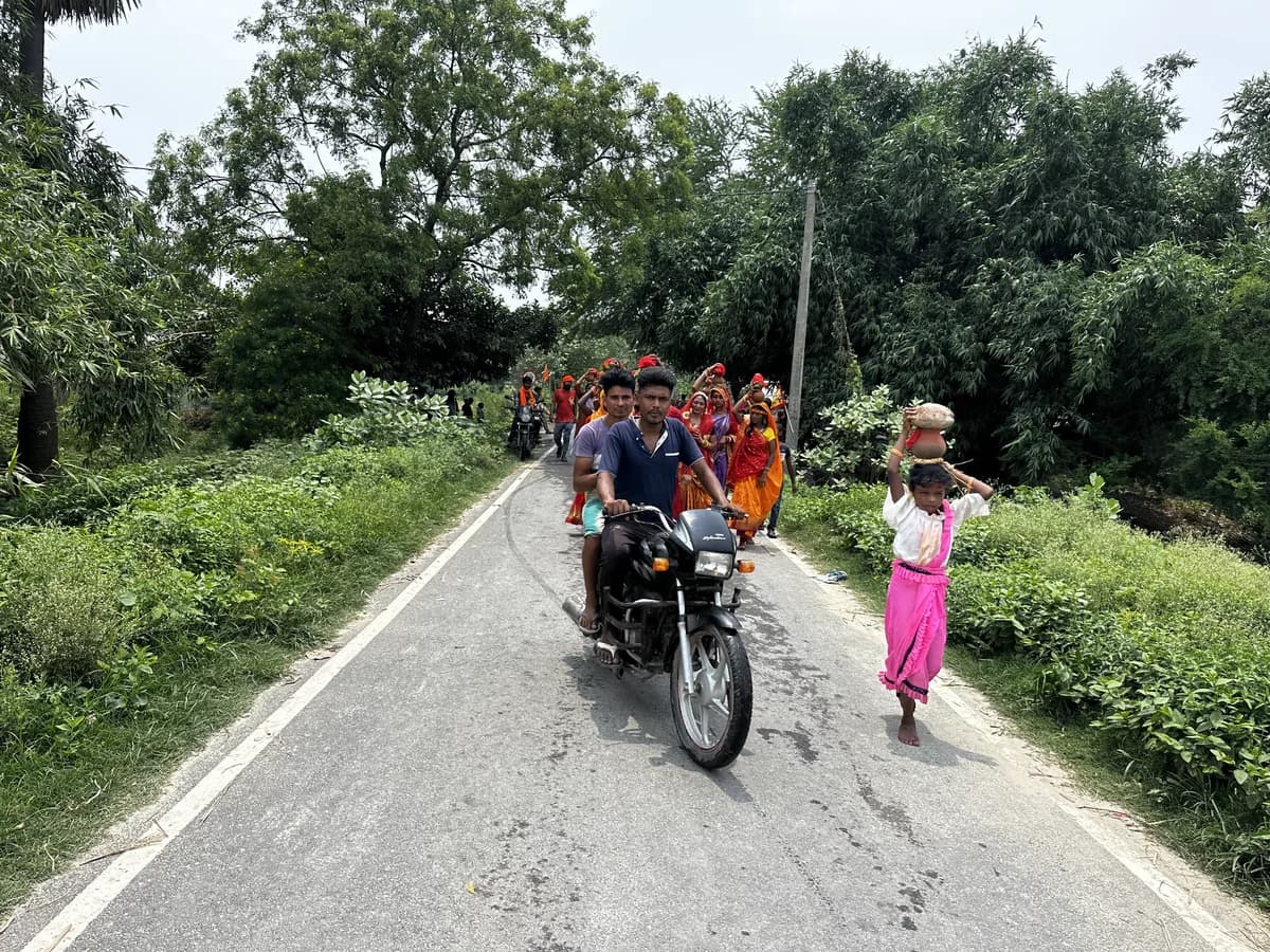 Kalash Yatra procession through Nakipur